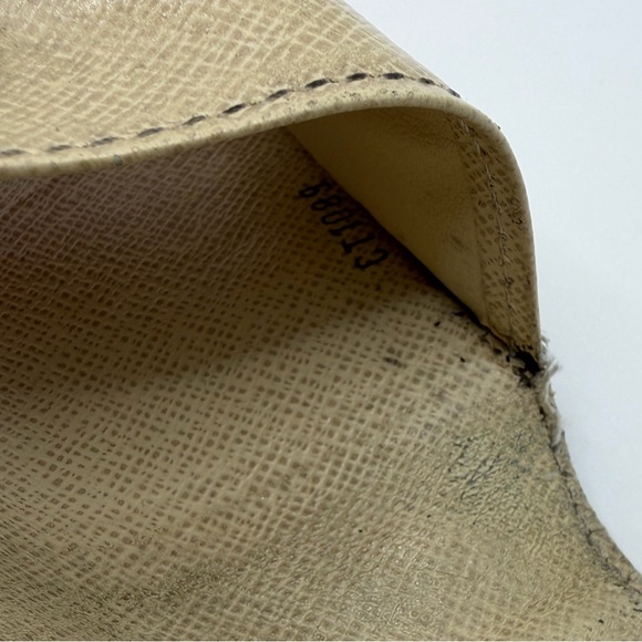 Louis Vuitton Damier Azur 6 Key Cles - Picture 5 of 5